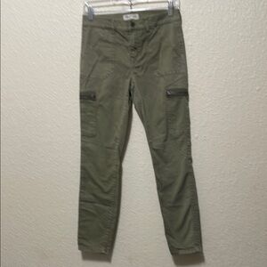 Madewell Women's Green Cargo Pants. Good Condition. Size 27.